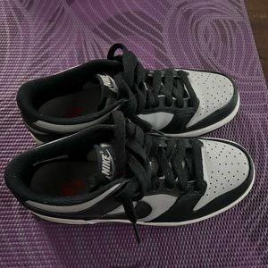 Nike Georgetown Dunks GS size 5